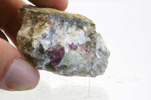 Rhodizit, Liddicoatit