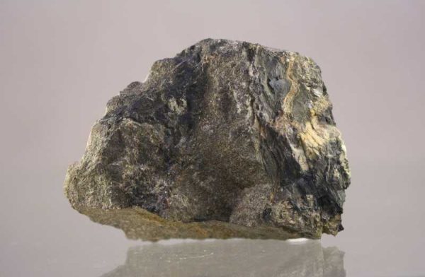 Pyroxmanganit, Hyalophan