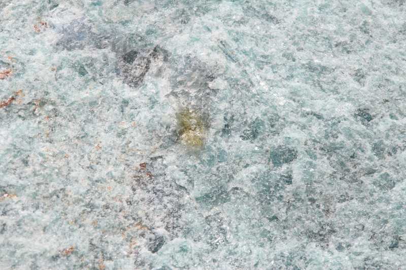 Trolleit, Rutil – Bild 2