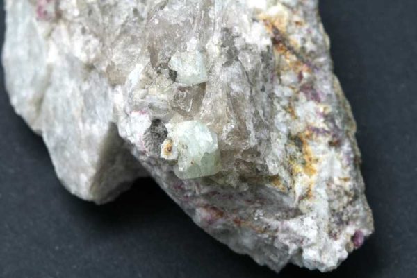 Rhodizit, Liddicoatit – Bild 2