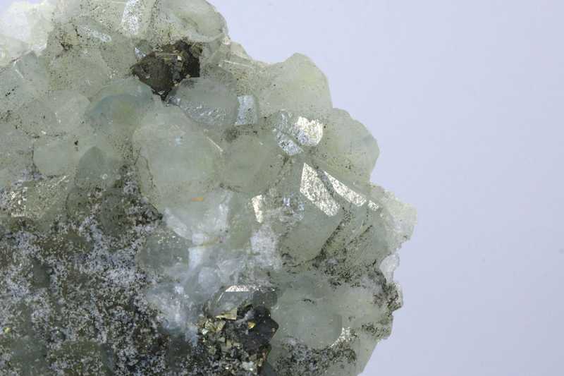 Datolith, Chalkopyrit, Pyrit – Bild 2