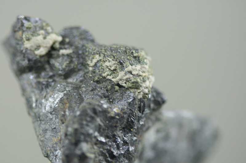 Harmotom, Sphalerit – Bild 3