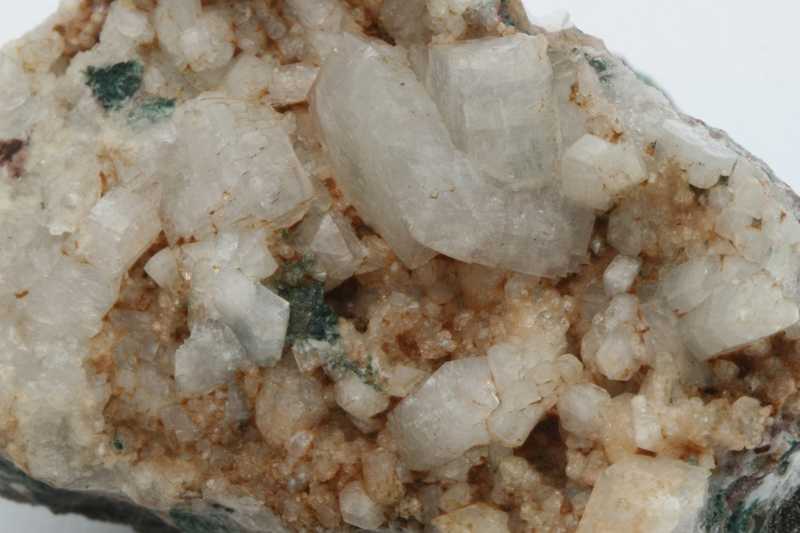 Heulandit, Harmotom – Bild 3