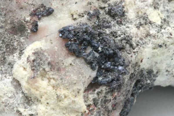 Proustit, Argentopyrit – Bild 3