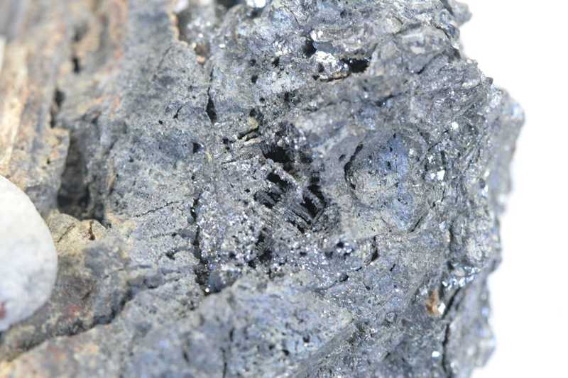 Skutterudit, Rammelsbergit – Bild 3