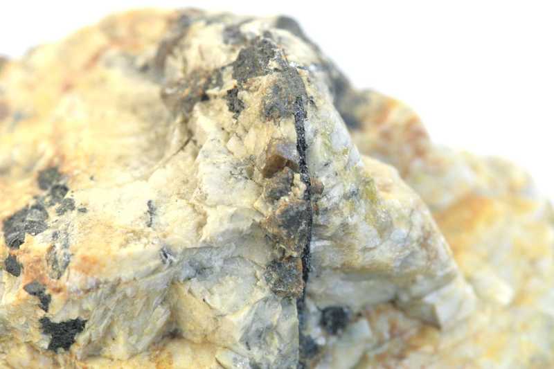 Monazit-(Ce), Ilmenit – Bild 3