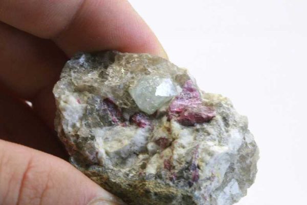 Rhodizit, Liddicoatit – Bild 3