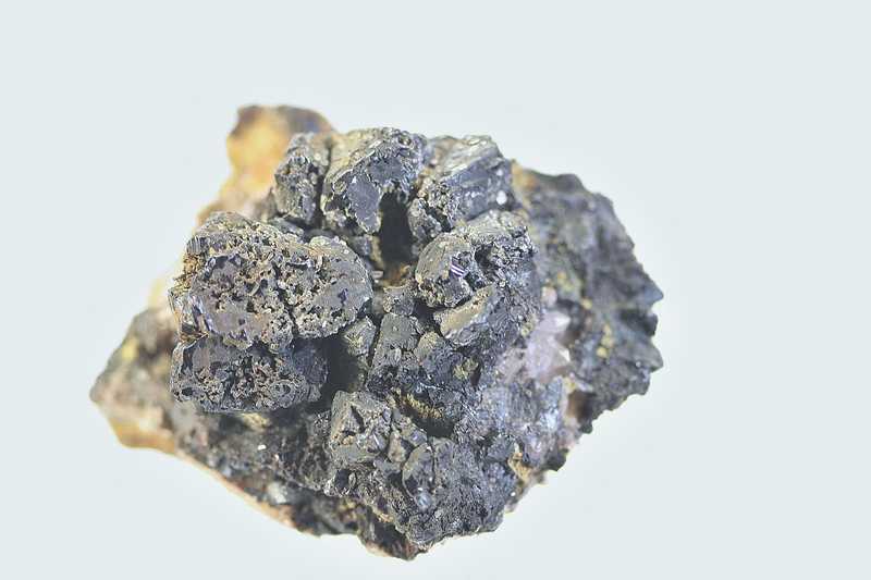 Kassiterit, Wulfenit – Bild 3