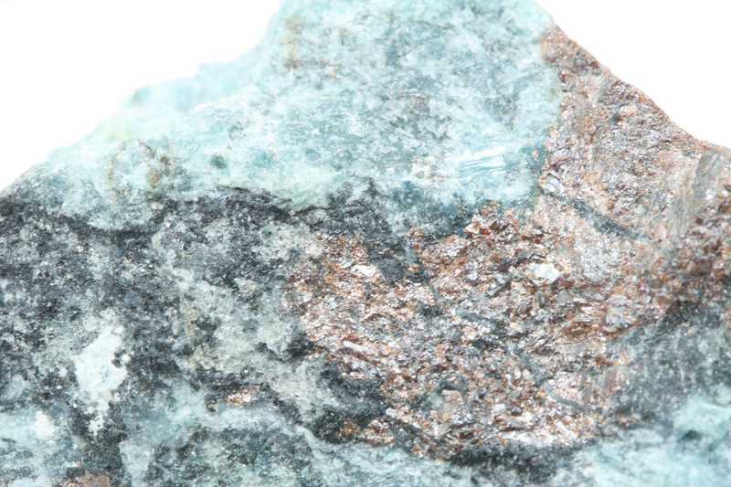 Trolleit, Rutil – Bild 3