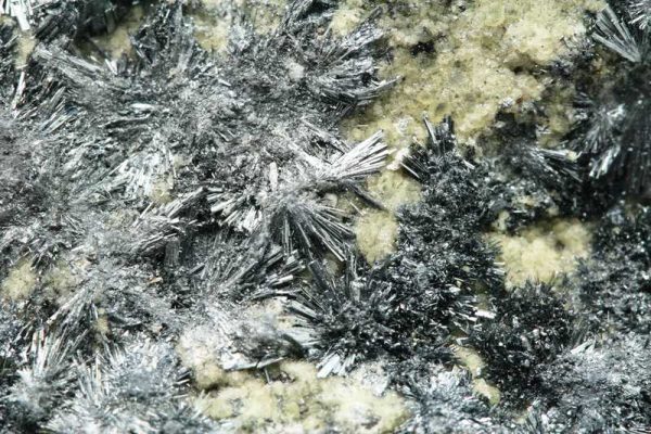 Antimonit, Kermesit – Bild 4