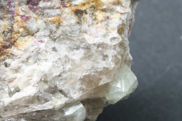 Rhodizit, Liddicoatit – Bild 7