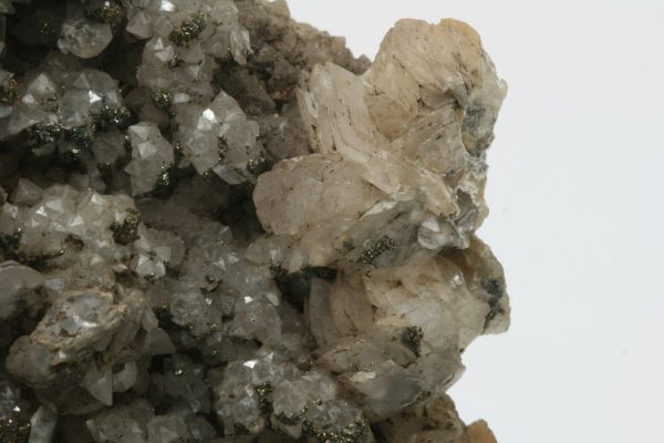 Calcit, Pyrit, Quarz – Bild 8