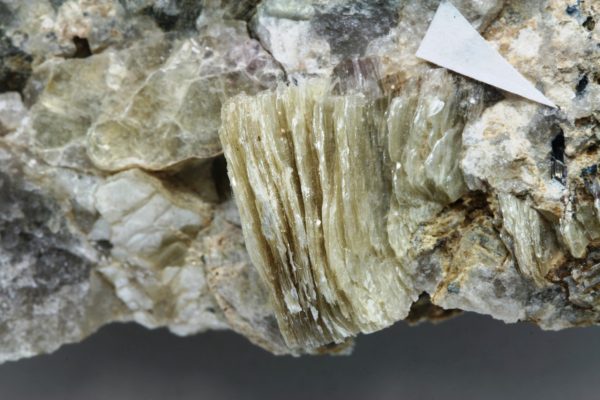 Columbit, Verdelit, Lepidolith – Bild 6