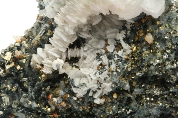 Pyrit, Calcit – Bild 5