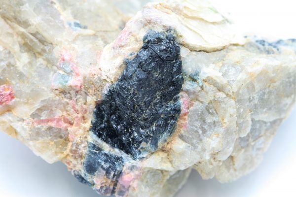 Rubellit, Amblygonit, Lepidolith – Bild 6