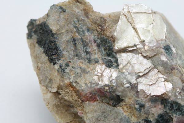 Rubellit, Amblygonit, Lepidolith – Bild 7