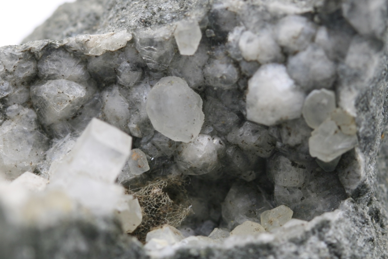 Natrolith, Analcim – Bild 7