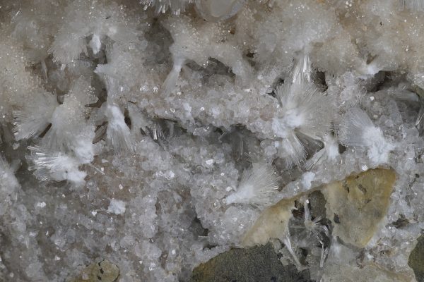 Natrolith, Analcim – Bild 10