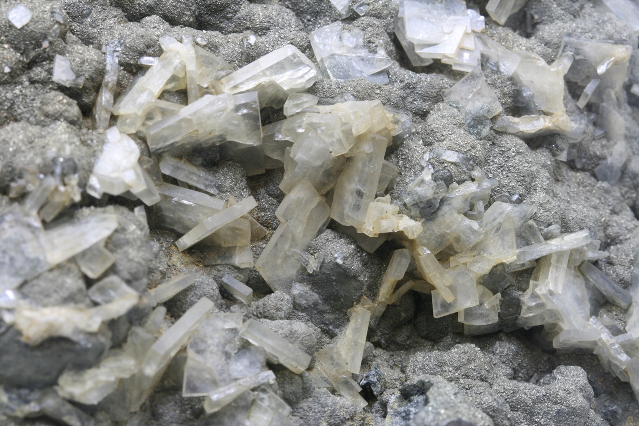 Baryt, Pyrit – Bild 8