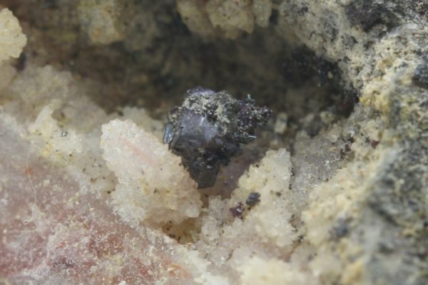 Proustit, Argentopyrit – Bild 4