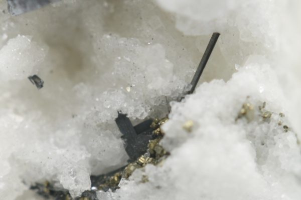 Lengenbachit, Sartorit, Jordanit – Bild 9