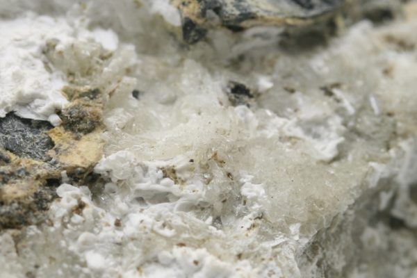 Pharmakolith, Brucit – Bild 10