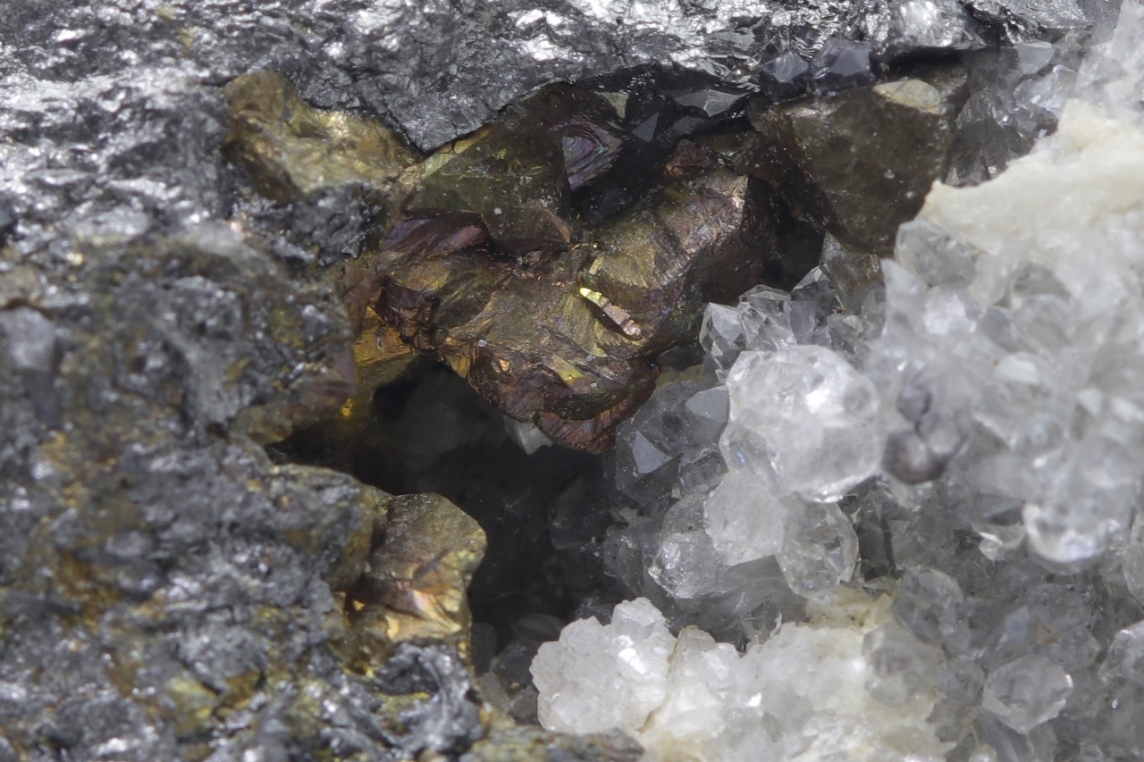 Bournonit, Chalkopyrit – Bild 7