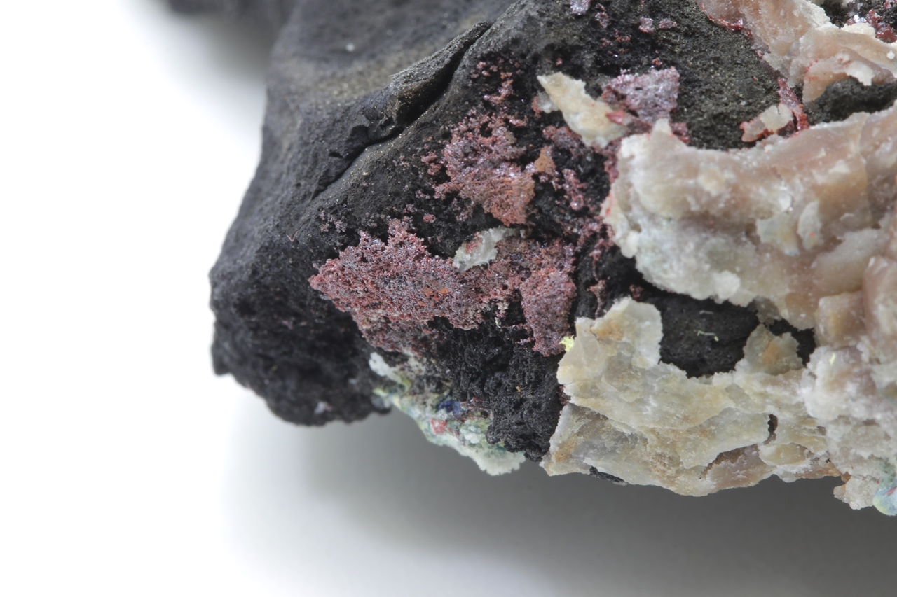 Xanthoconit, Proustit, Arsen, Silber – Bild 8