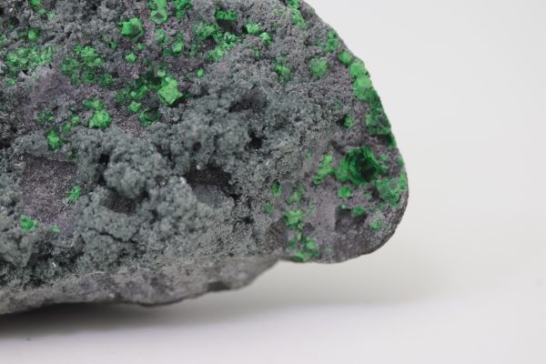 Uvarovit, Titanit – Bild 8