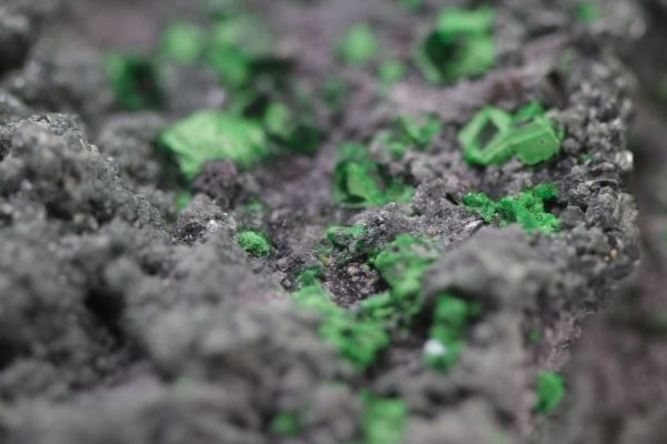 Uvarovit, Titanit – Bild 16