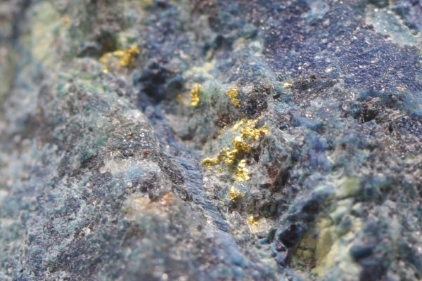 Gold, Shattuckit, Chrysokoll, Kuprit – Bild 7