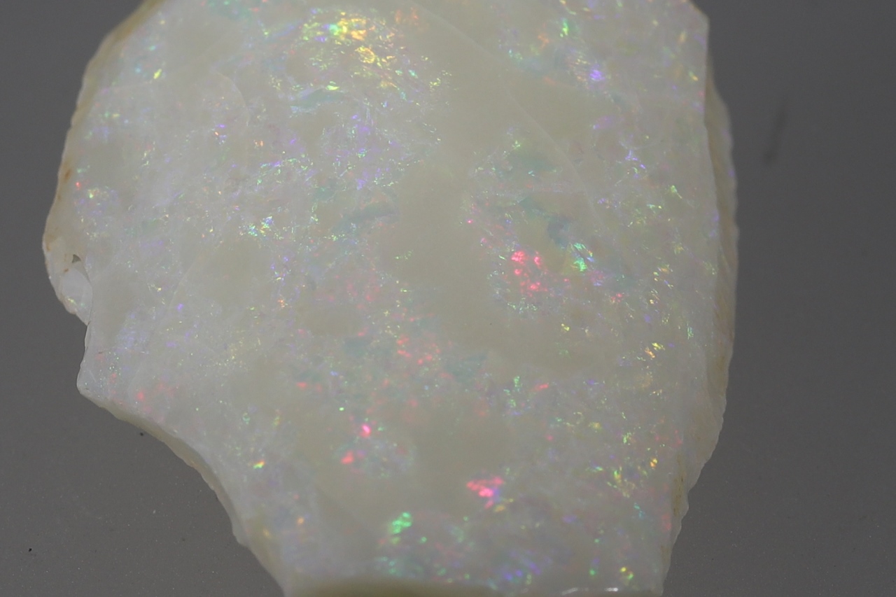 Edelopal