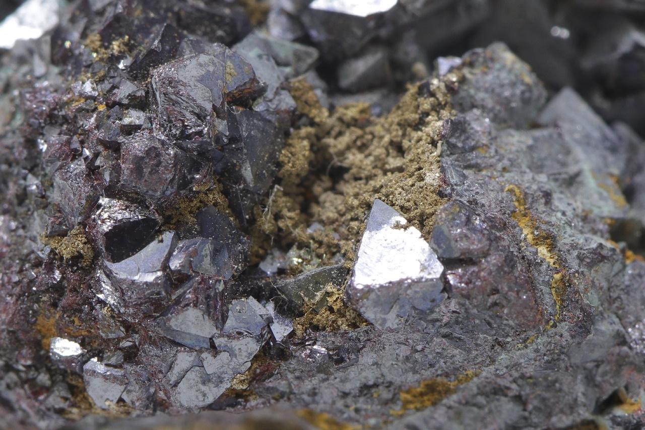 Kuprit, Silber – Bild 16