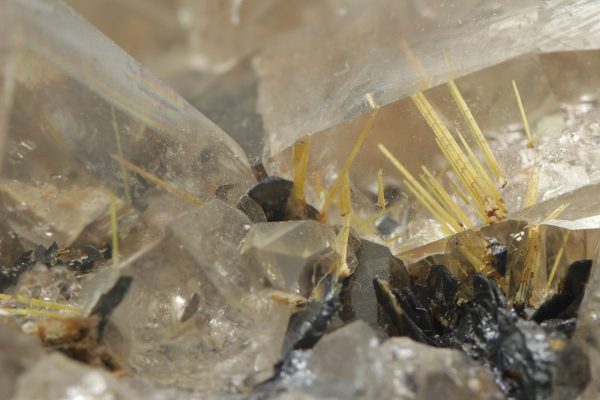 Sagenit, Hämatit, Limonit – Bild 8