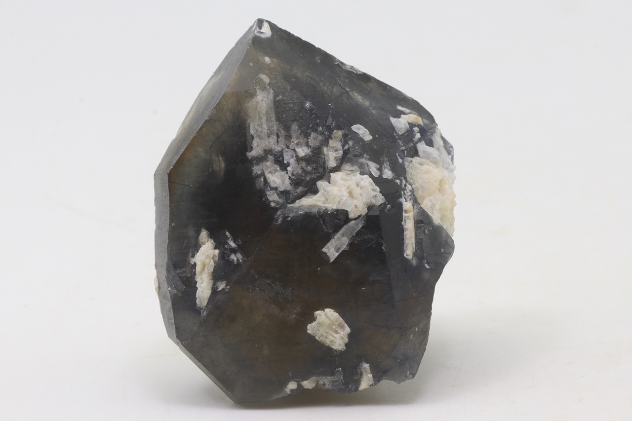 Braunstein, Indigolith