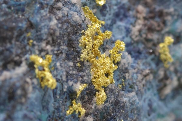 Gold, Chrysokoll, Shattuckit – Bild 7