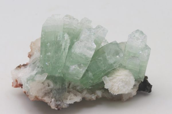 Apophyllit, Stilbit, Mesolith