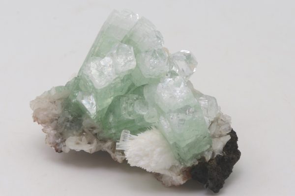Apophyllit, Stilbit, Mesolith – Bild 6