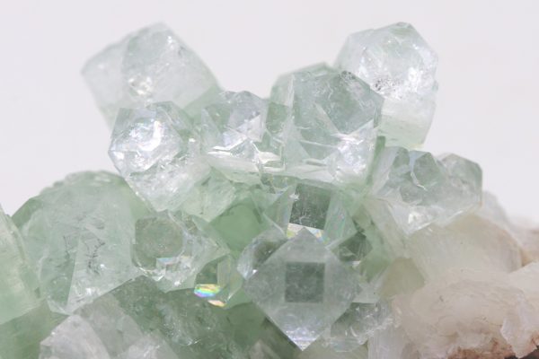 Apophyllit, Stilbit, Mesolith – Bild 8