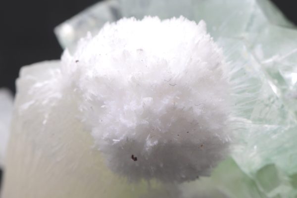 Apophyllit, Stilbit, Mesolith – Bild 12