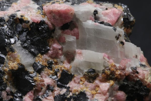 Lennilenapeit, Franklinite, Rhodonit, Spessartin – Bild 8