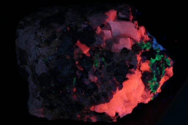 Lennilenapeit, Franklinite, Rhodonit, Spessartin – Bild 10