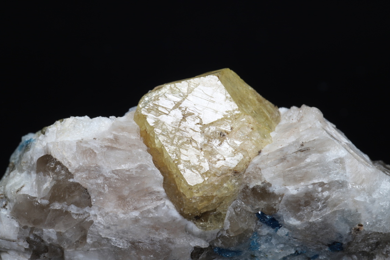 Londonit, Pollucit – Bild 5