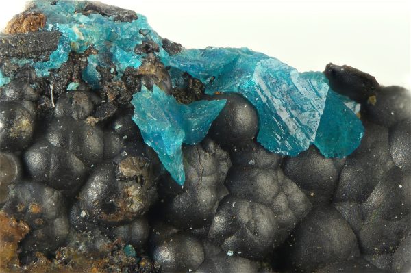 Liroconit, Kernowit
