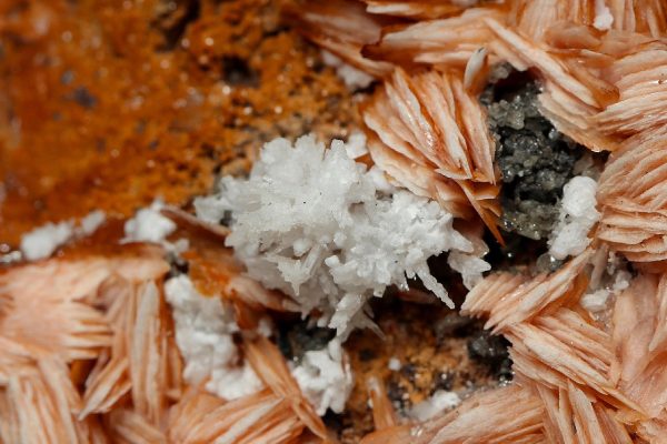 Cerussit, Baryt, Aragonit – Bild 7