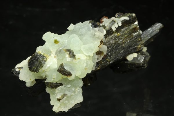 Epidot, Prehnit, Andradit – Bild 2