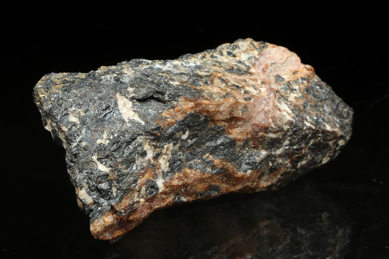 Bustamit, Friedelit, Willemite, Franklinite – Bild 2