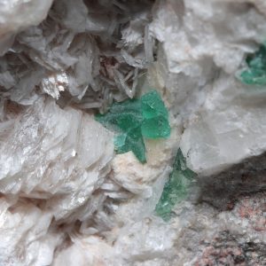 Fluorit, Calcit, Laumontit