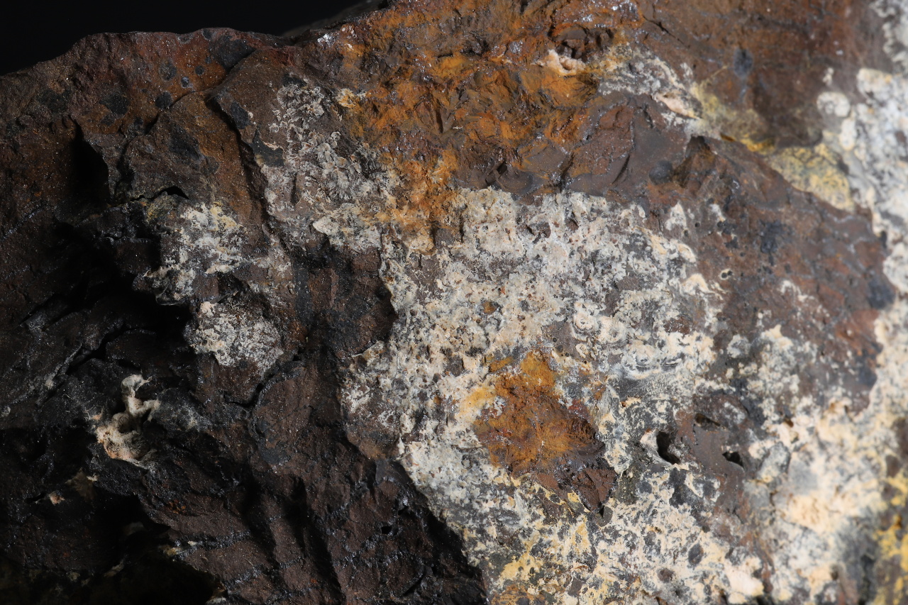 Churchit-(Y) – Bild 4