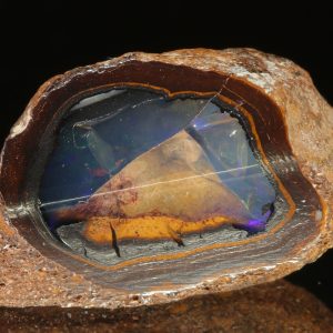 Edelopal